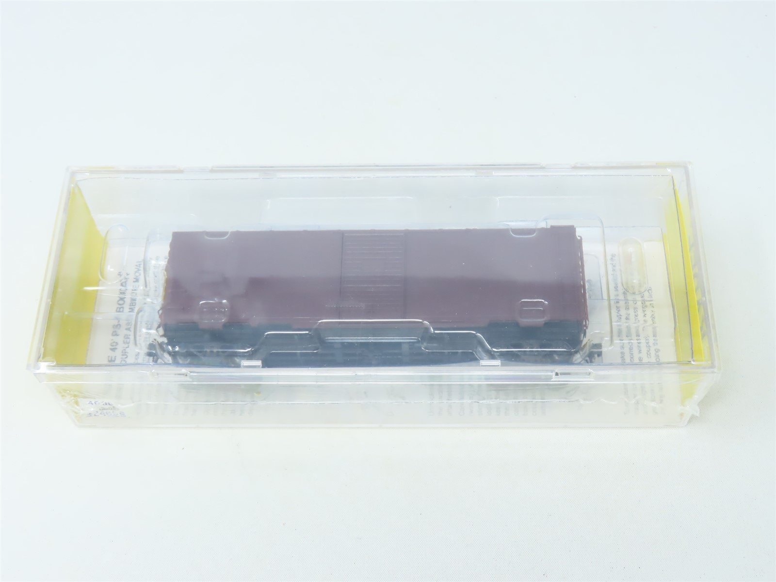 HO Scale Kadee #4000 Undecorated Dark Tuscan 40' Single Door Boxcar - Sealed