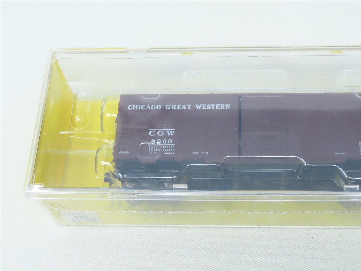 HO Scale Kadee #4005 CGW Chicago Great Western 40&#39; Box Car #5200 - Sealed