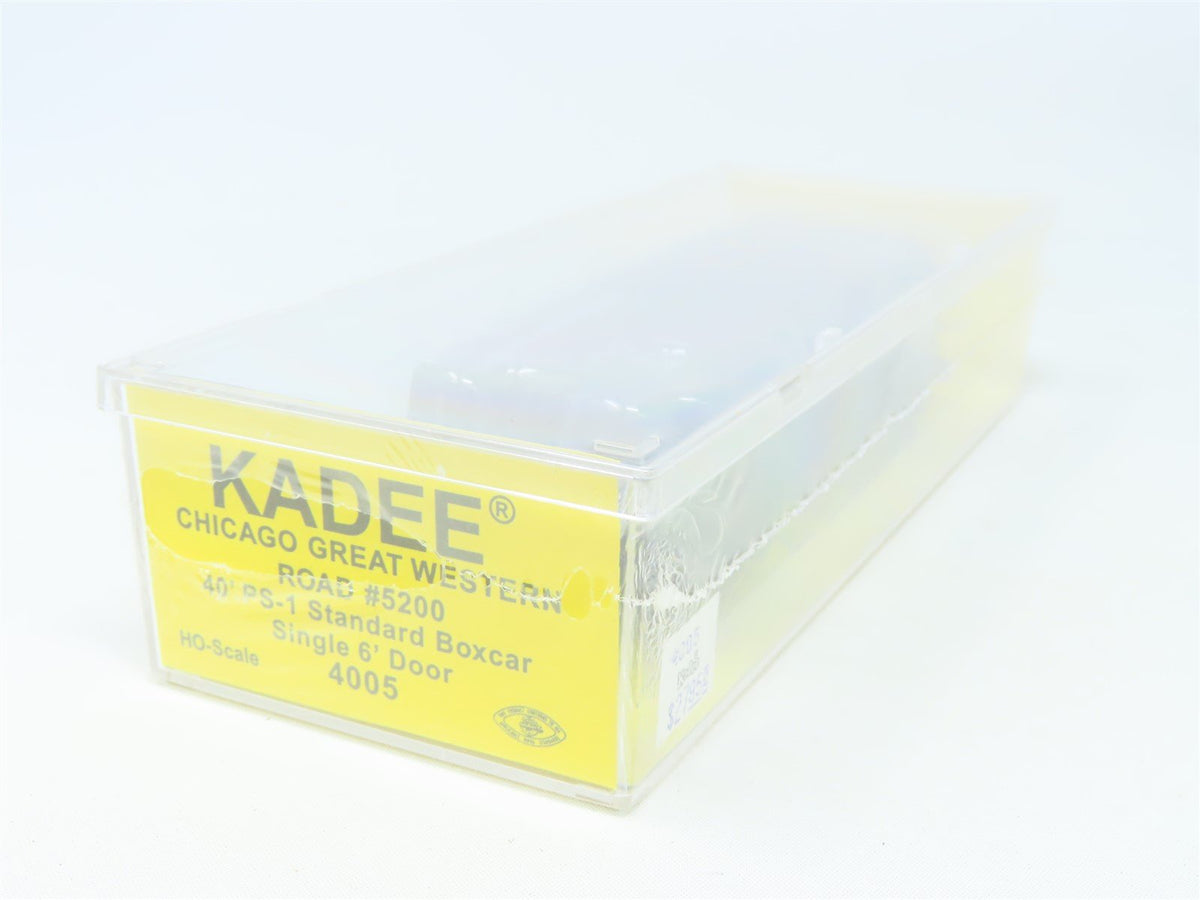 HO Scale Kadee #4005 CGW Chicago Great Western 40&#39; Box Car #5200 - Sealed