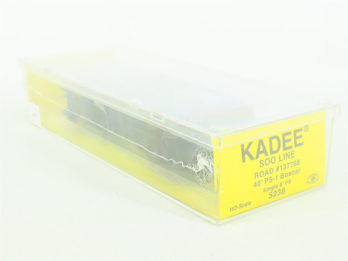 HO Scale Kadee #5238 SOO Line 40&#39; PS-1 Single Door Box Car #137768 - Sealed