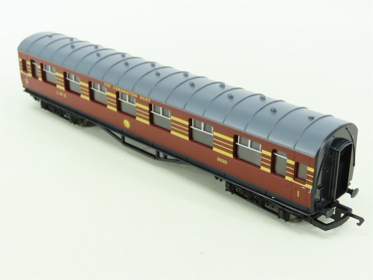 OO Hornby R2199M LMS &quot;The Coronation Scot&quot; 4-6-2 Streamline Steam Passenger Set