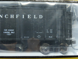 HO Scale Atlas 1838-3 CRR Clinchfield Railroad 2-Bay Covered Hopper #60110