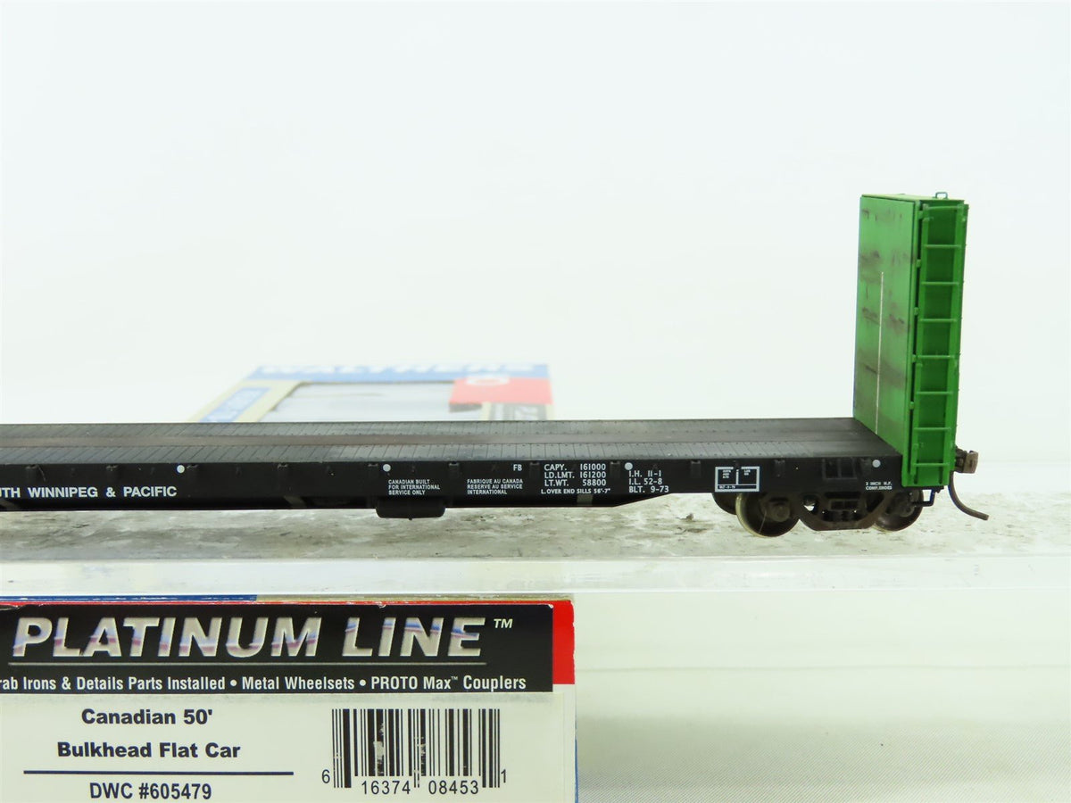 HO Walthers Platinum Line 932-40073 DWC Duluth Winnipeg Pacific Flat Car #605479