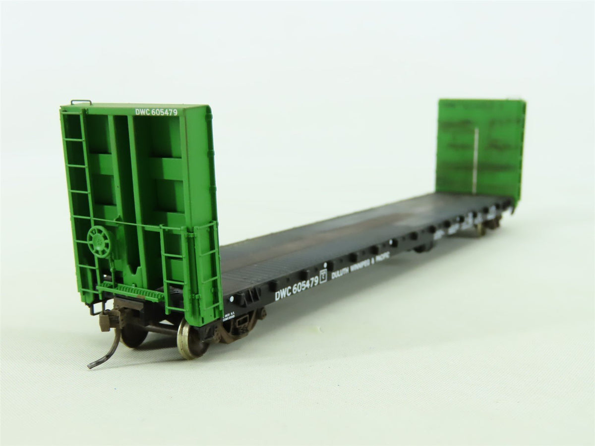 HO Walthers Platinum Line 932-40073 DWC Duluth Winnipeg Pacific Flat Car #605479