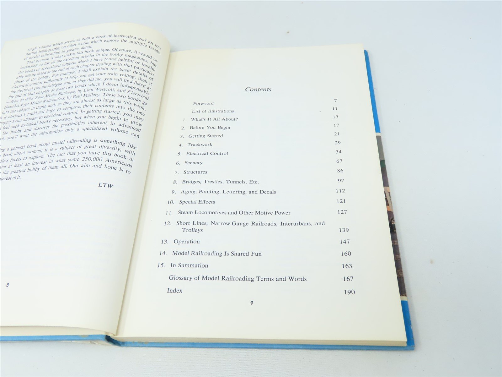 Scale Model Railroading by Leslie T White ©1964 HC Book