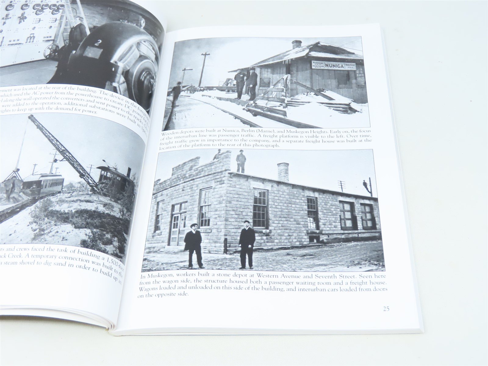 Images of Rail -Grand Rapids, Grand Haven, & Muskegon Railway ©2015 SC Book