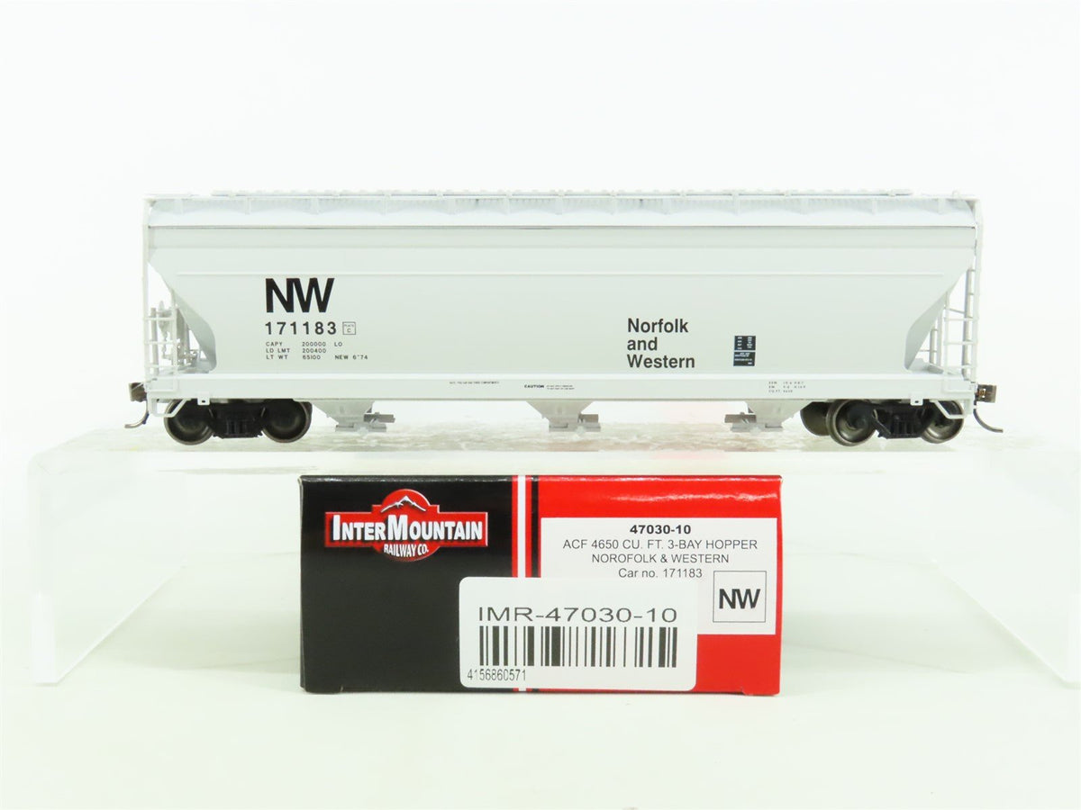 HO Scale InterMountain 47030-10 NW Norfolk &amp; Western 3-Bay Hopper #171183