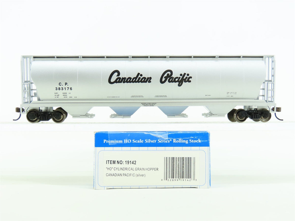 HO Bachmann Silver Series #19142 CP Canadian Pacific 4-Bay Cylindrical Hopper