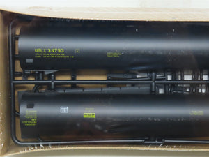 HO Scale Walthers Kit 932-5251 UTLX Liquified Petroleum Gas 65' Tank Car #38753