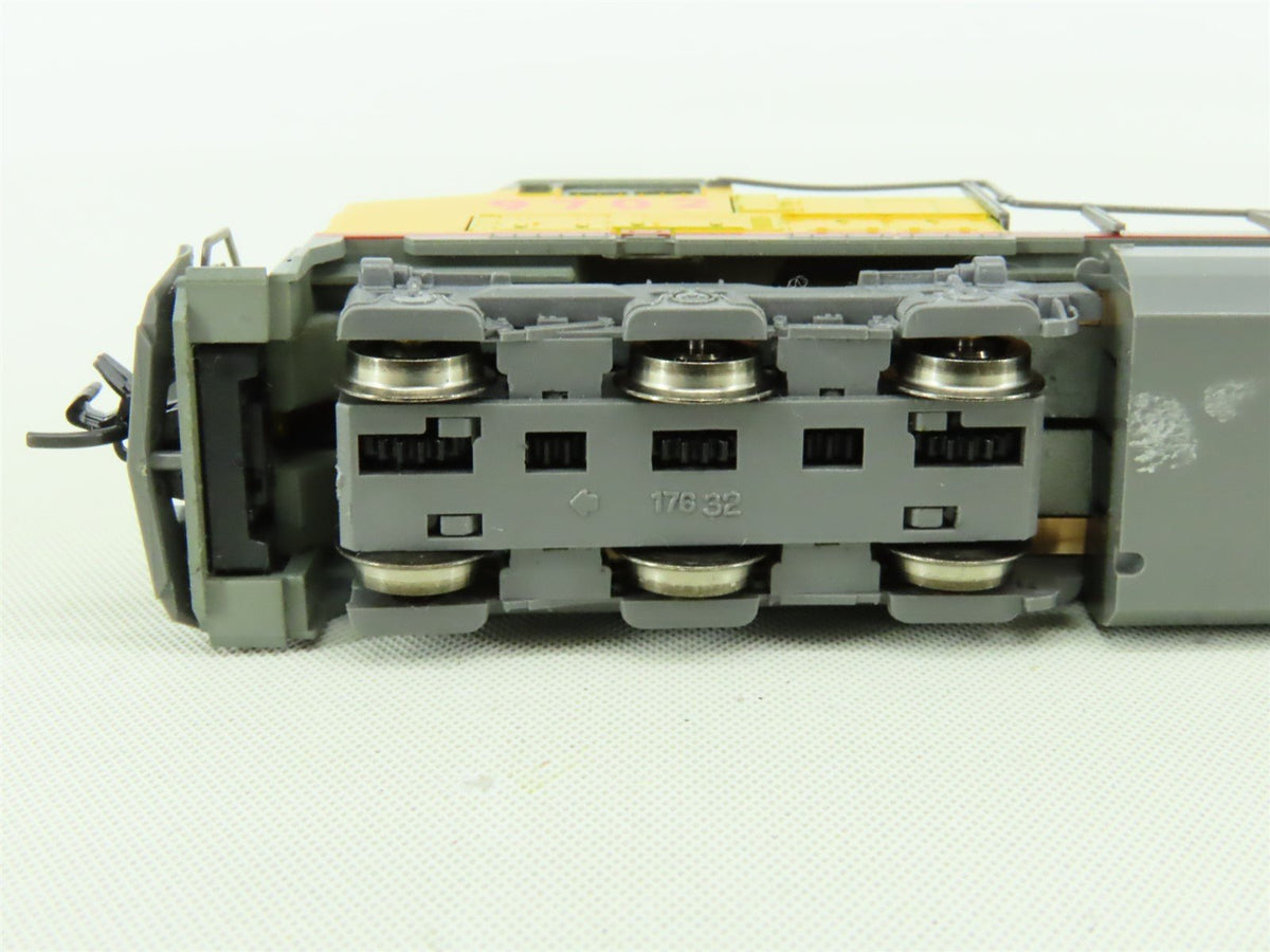 N Scale KATO 176-3304 UP Union Pacific GE C44-9W &quot;Dash 9&quot; Diesel #9702 w/DCC