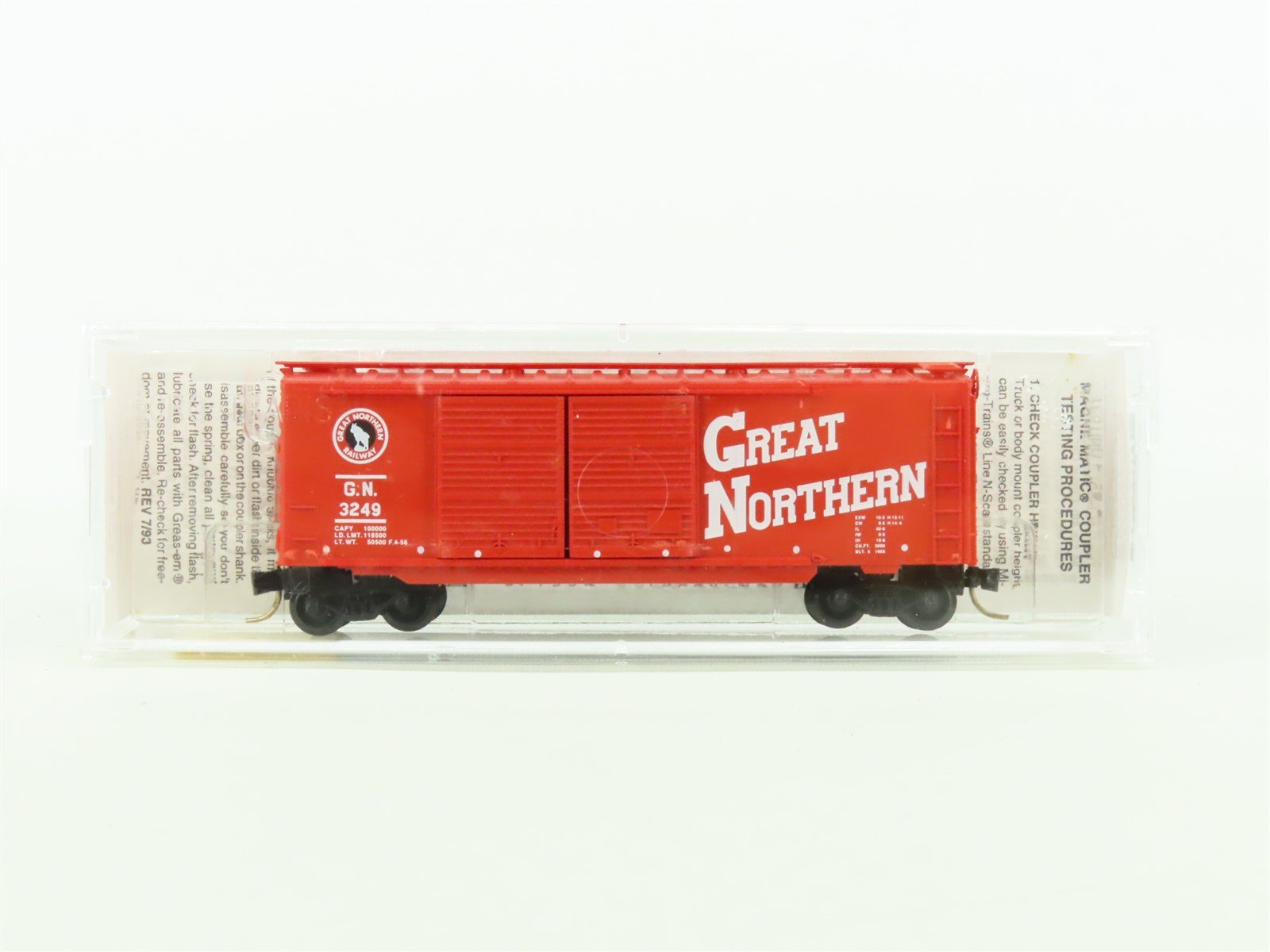 N Scale Micro-Trains MTL 23200 GN Great Northern 40' Double Door Box Car #3249
