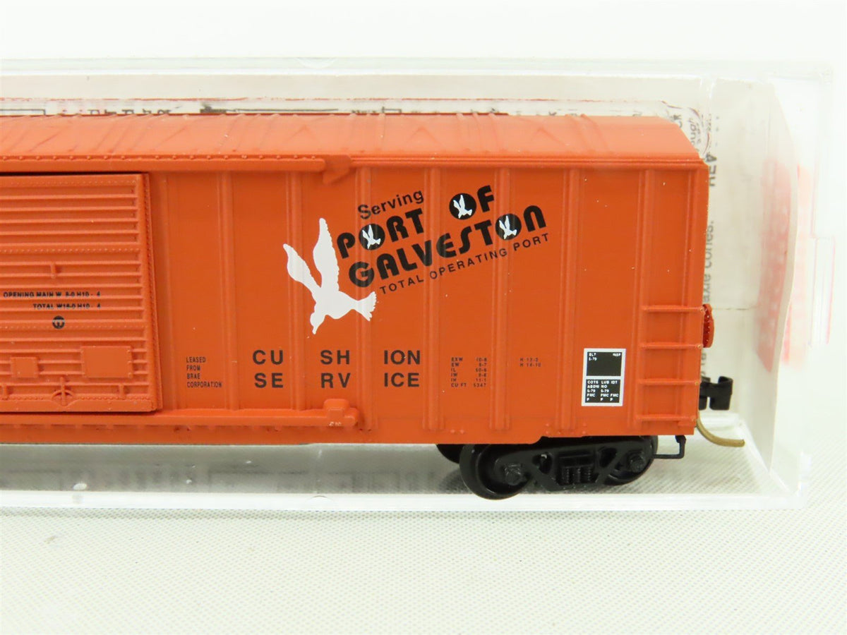 N Scale Micro-Trains MTL 30040 GWF Galveston Wharves 50&#39; Rib Side Box Car #10631