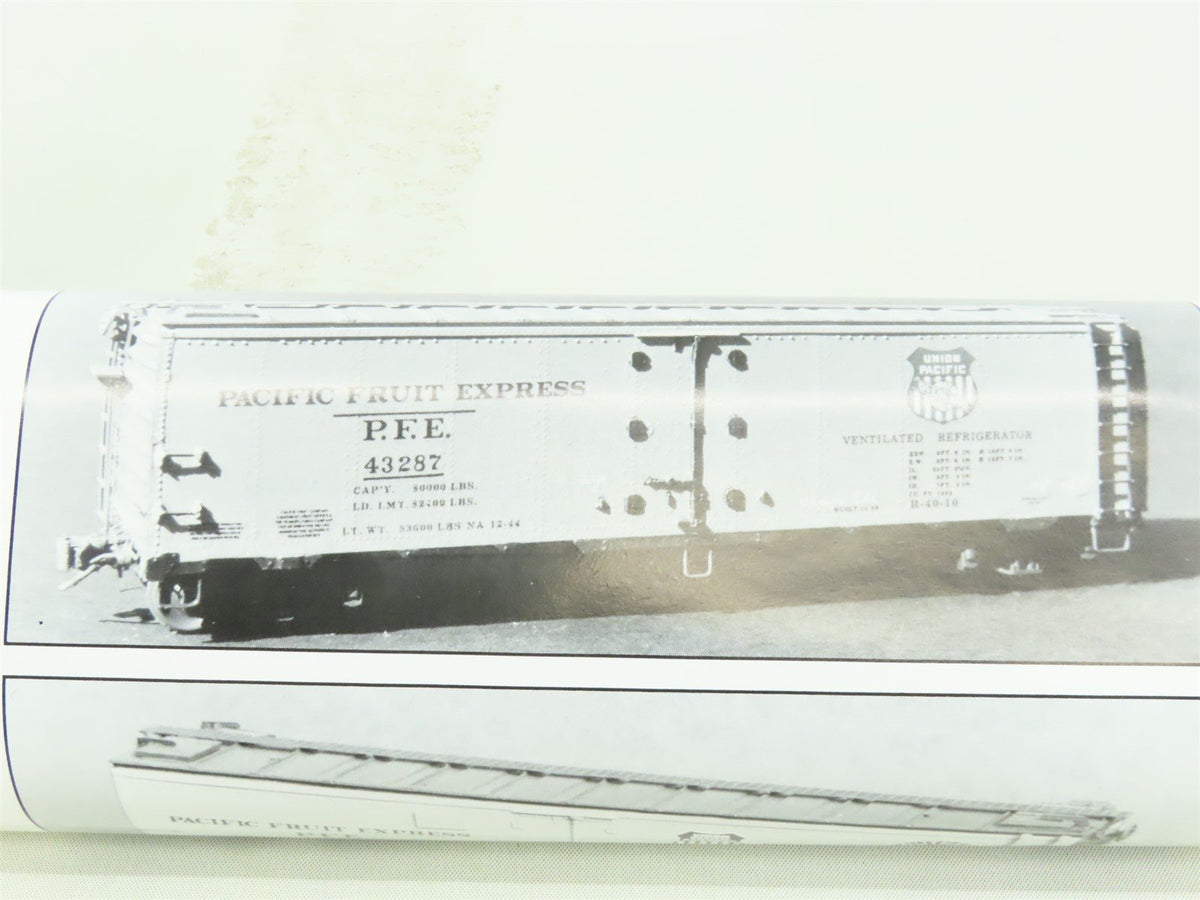 HO Sunshine Models Kit #72.9 BAR Bangor &amp; Aroostook Plug Door Reefer w/ Decals