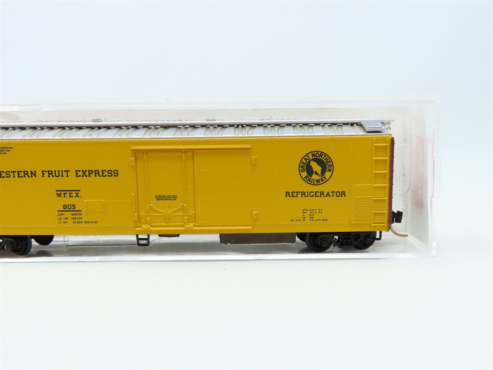 N Scale Micro-Trains MTL 69010 WFEX Western Fruit Express Reefer #805