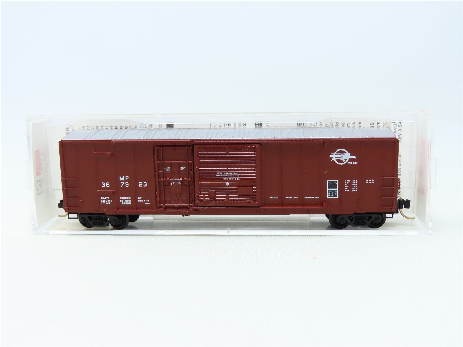 N Scale Micro-Trains MTL 26040 MP Missouri Pacific 50' Box Car #367923