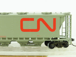 HO TrueLine Gold TLT 300541 CN Canadian National 4-Bay Covered Hopper #135683