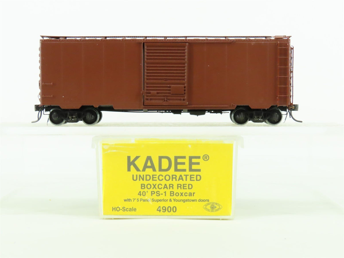 HO Scale Kadee #4900 Undecorated Red 40&#39; PS-1 Box Car - Custom Weathered