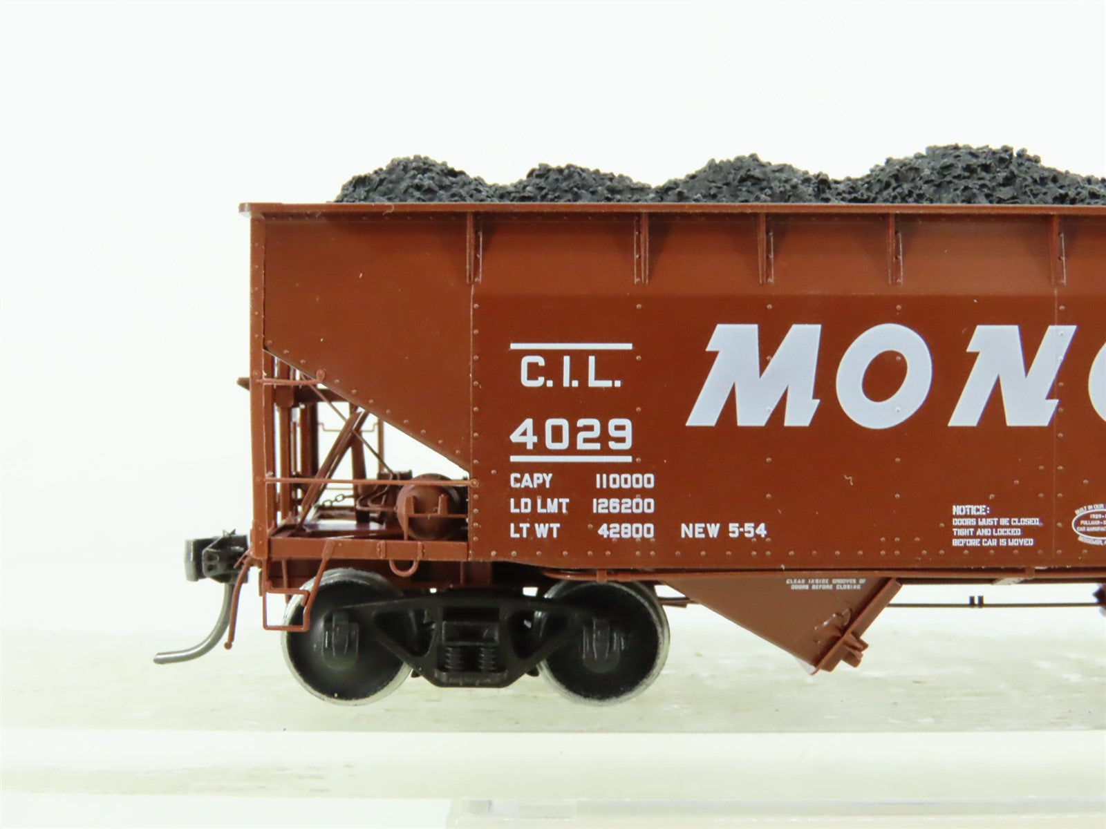 HO Scale Kadee #7035 CIL MONON 2-Bay Hopper w/ Load #4029 - Custom Weathered