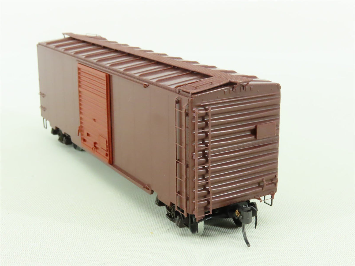 HO Scale Kadee #5000 Undecorated Dark Tuscan 40&#39; Box Car - Custom Weathered