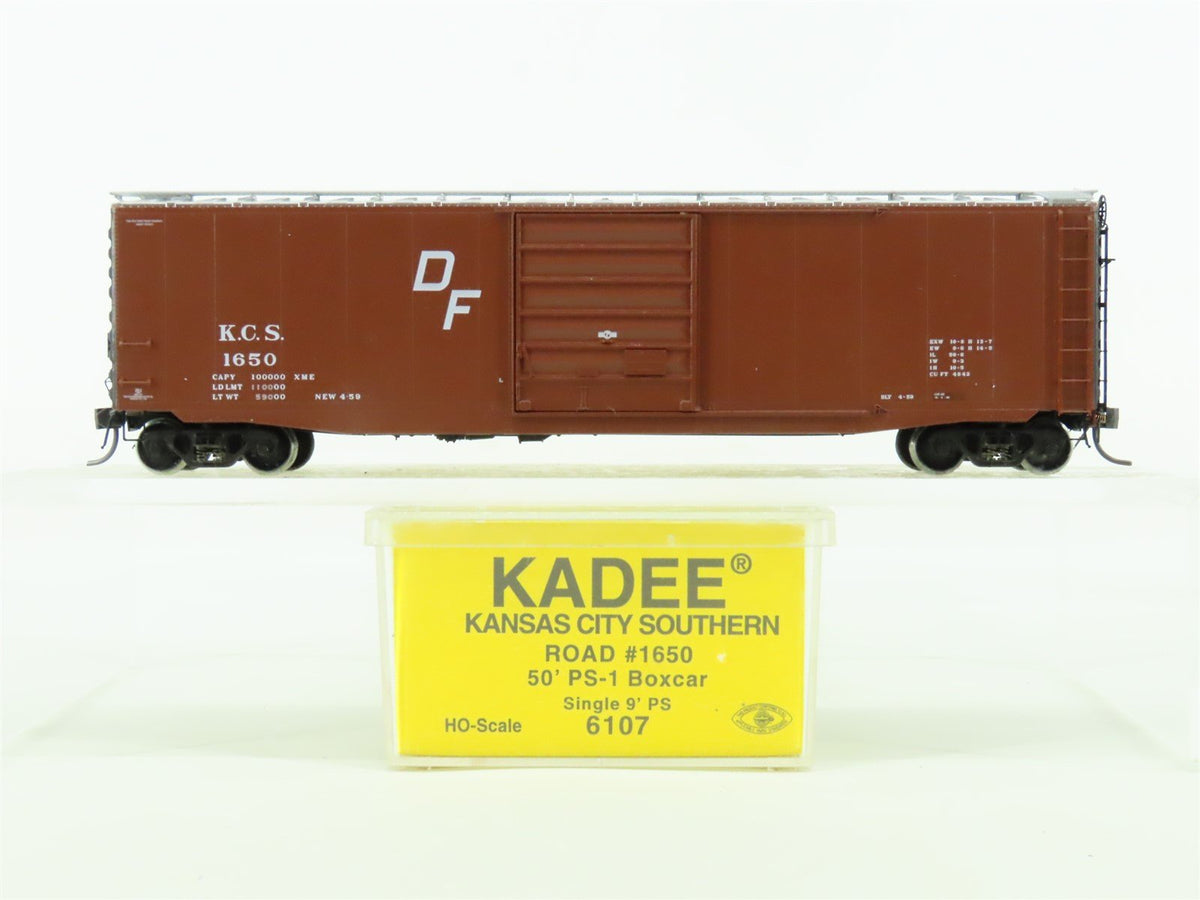 HO Kadee #6107 KCS Kansas City Southern 50&#39; Box Car #1650 - Custom Weathered