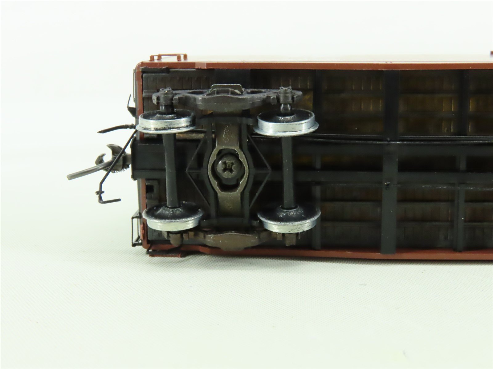 HO Scale Kadee #6111 CRR Clinchfield 50' Box Car #5666 - Custom Weathered