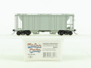 HO Scale Kadee Cars #8601 Undecorated 2-Bay Covered Hopper - Custom Weathered