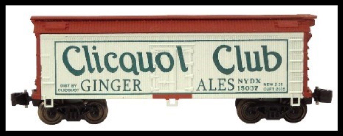 Z Scale FULL THROTTLE FTB9208-1 NYDX Clicquot Club 34&#39; Wood Reefer 2-Pk Set #1