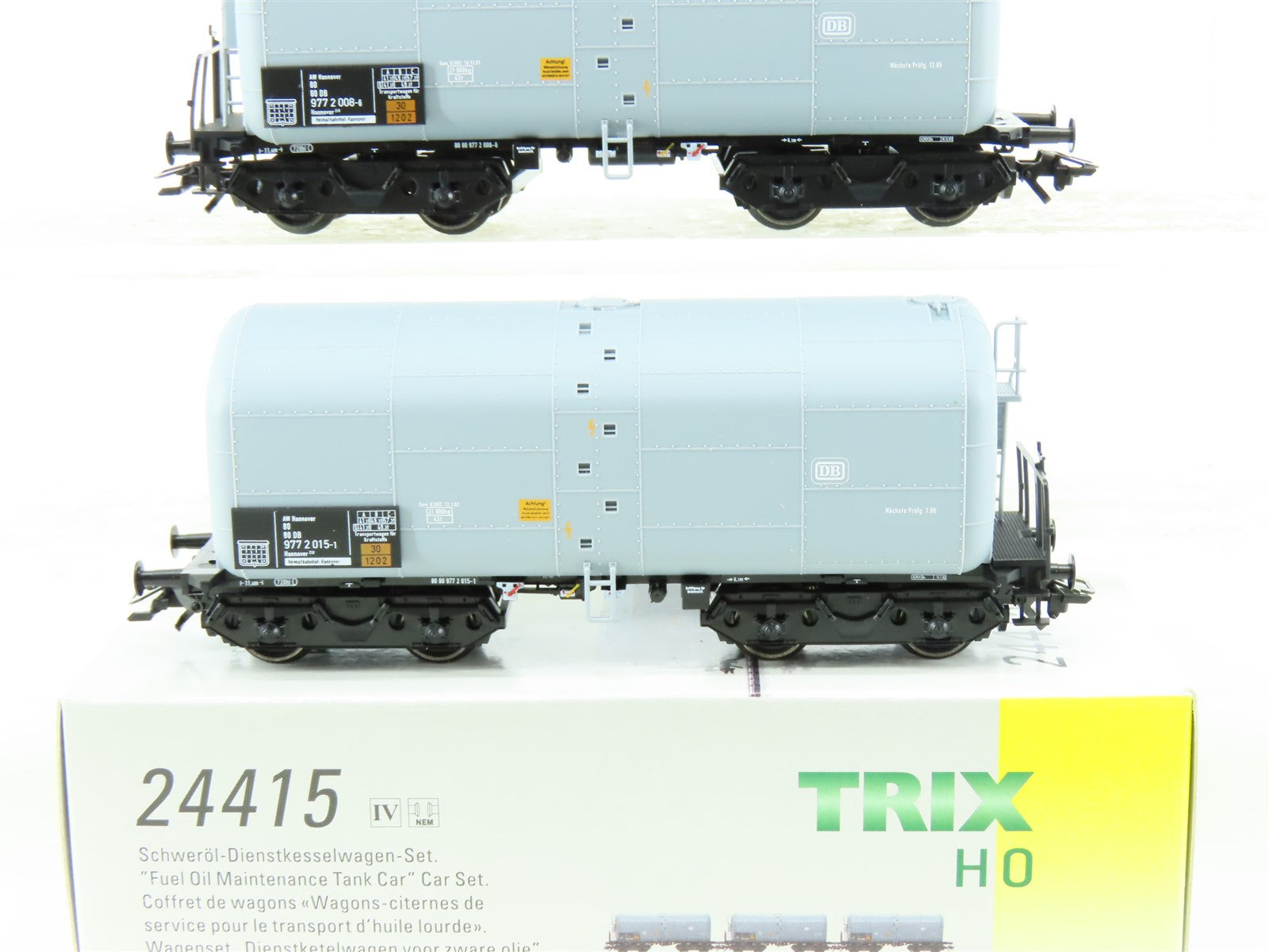 HO Scale Trix 24415 DB German Era IV Fuel Oil Maintenance Tank Cars 3-Pack