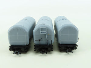 HO Scale Trix 24415 DB German Era IV Fuel Oil Maintenance Tank Cars 3-Pack