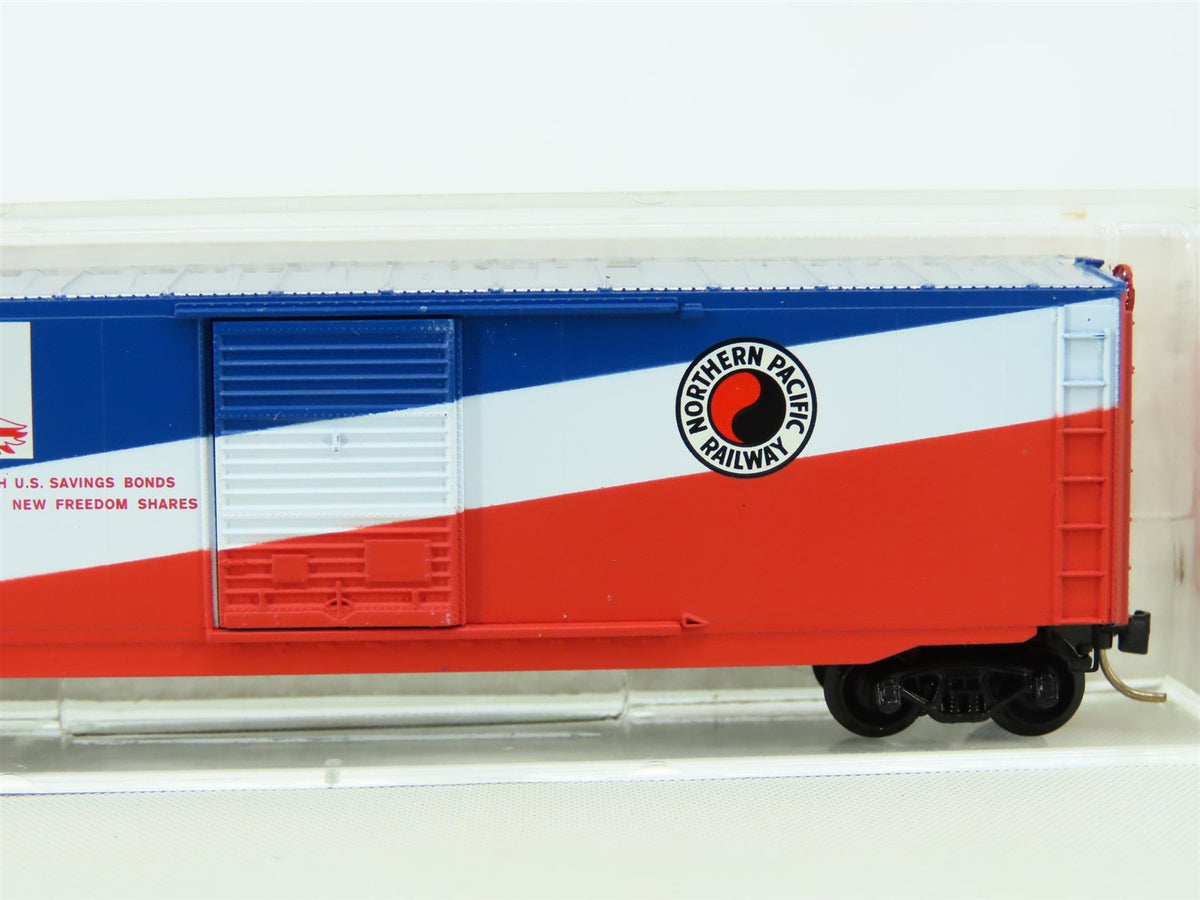 N Scale Micro-Train MTL 77010 NP Northern Pacific Share in Freedom Boxcar #31555