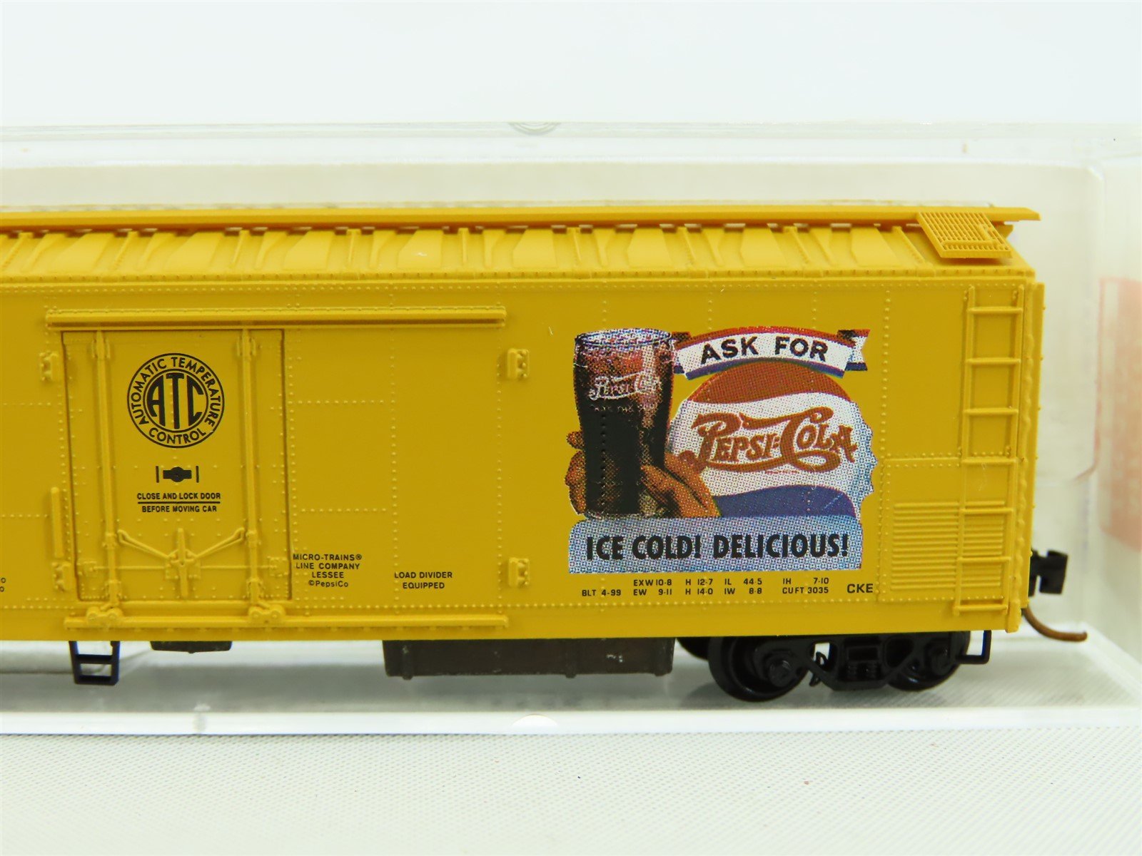 N Scale Micro-Train MTL 69090 PCEX Pepsi Cola Reefer #6901