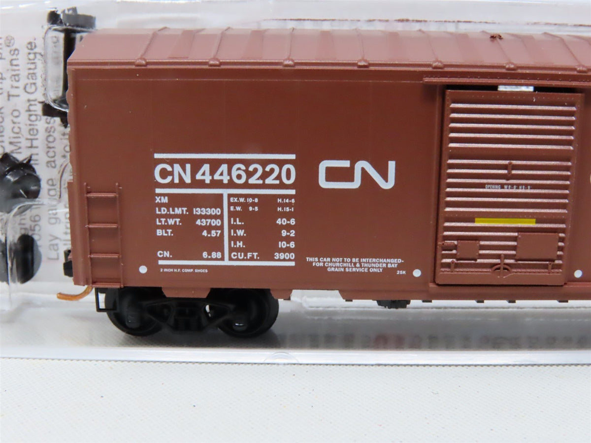 N Scale Micro-Trains MTL 02400280 CN Canadian National 40&#39; Box Car #446220