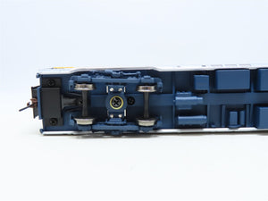 HO Scale Walthers #932-6769 C&O Chesapeake & Ohio 52-Seat Coach Passenger