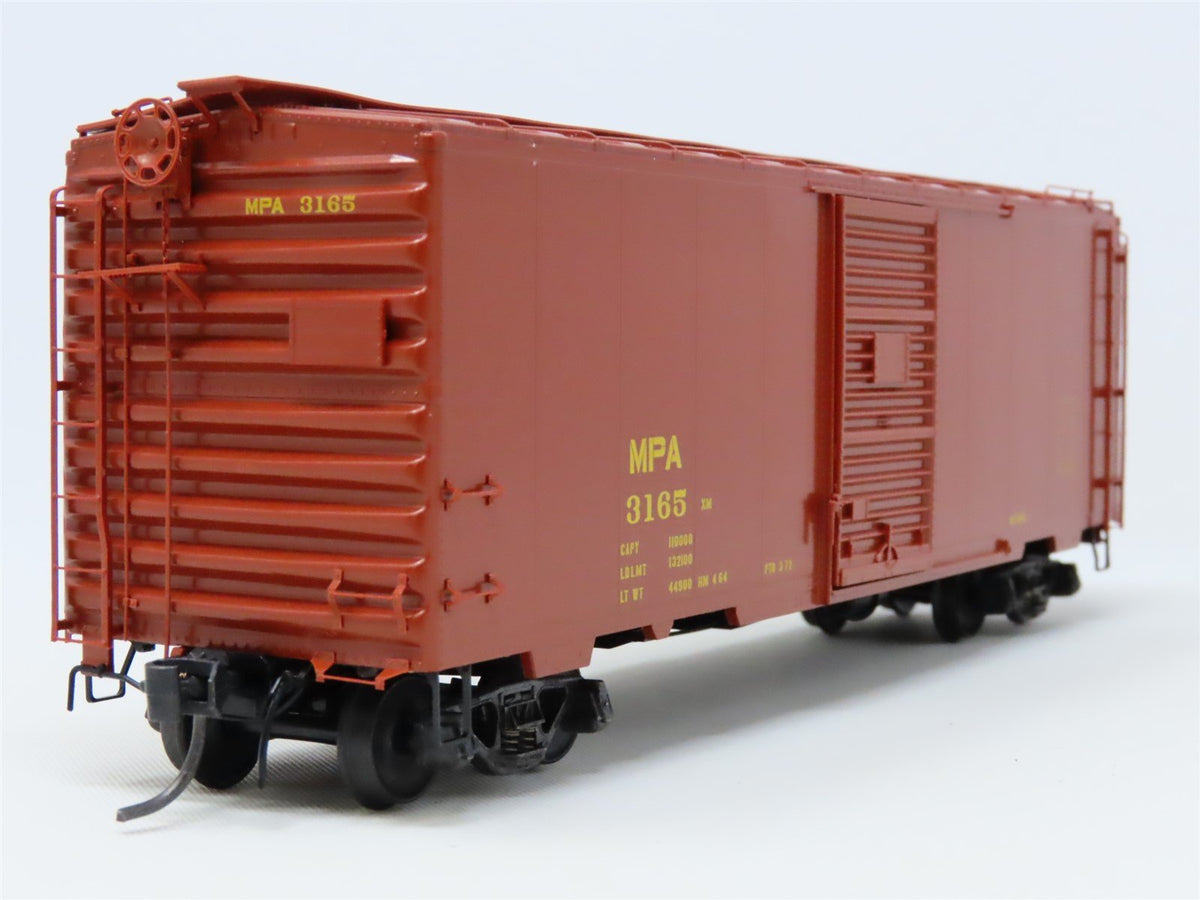 HO Scale Kadee #4025 MPA Maryland &amp; Pennsylvania 40&#39; Single Door Box Car #3165