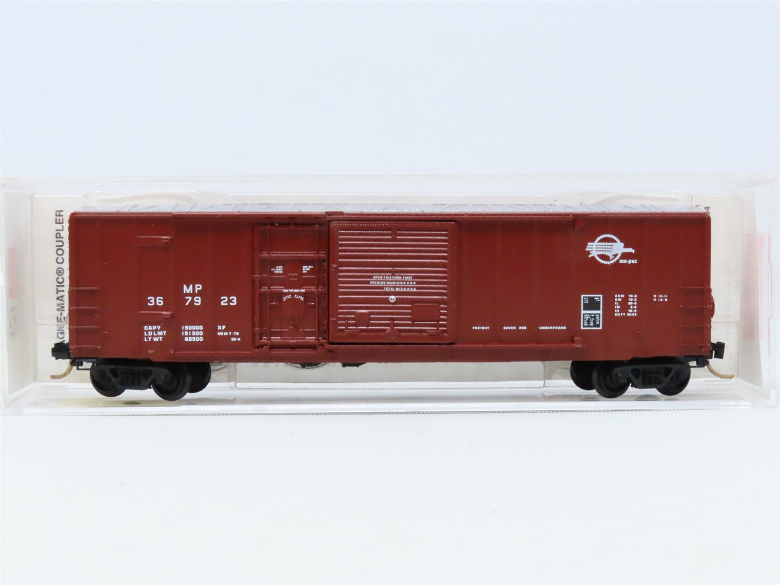 N Scale Micro-Trains MTL 26040 MP Mo-Pac Eagle 50' Rib Side Box Car #367923