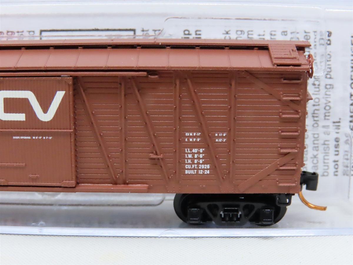 N Micro-Trains MTL 02800160 CV Central Vermont 40&#39; Box Car #40141 w/Freight Load