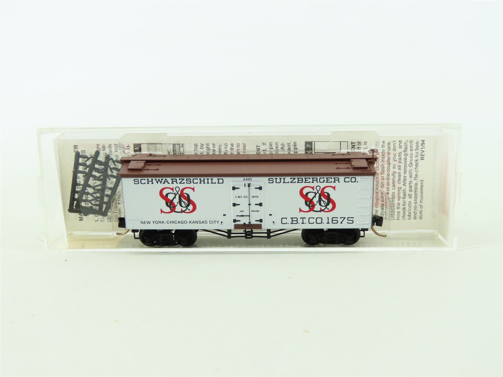 N Scale Micro-Trains MTL #58020 CBTCO Schwarzchild & Sulzberger 36' Reefer #1675