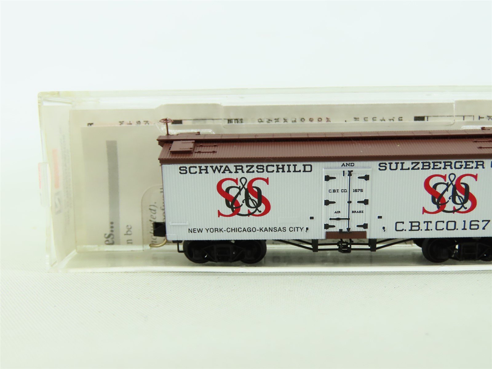 N Scale Micro-Trains MTL #58020 CBTCO Schwarzchild & Sulzberger 36' Reefer #1675