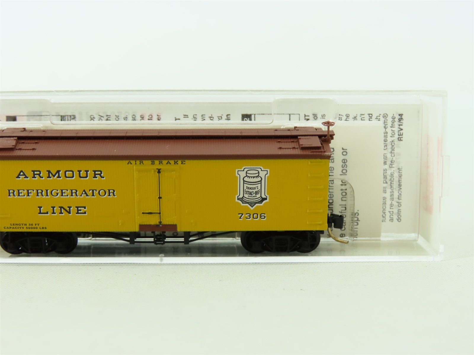 N Scale Micro-Trains MTL #58030 Armour Refrigerator Line 36' Ice Reefer #7306