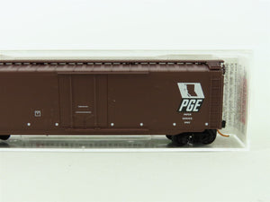 N Micro-Trains MTL #32260 PGE Pacific Great Eastern 50' Plug Door Box Car #4521