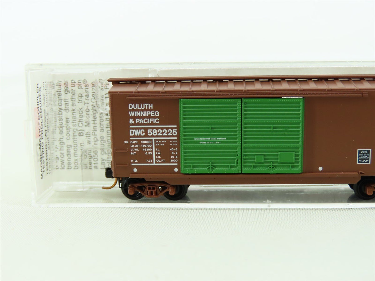 N Scale Micro-Trains MTL 23260 DWC Duluth Winnipeg &amp; Pacific 40&#39; Box Car #582225