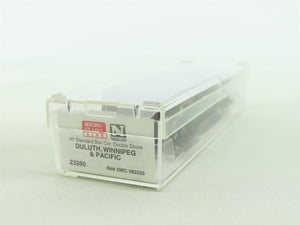 N Scale Micro-Trains MTL 23260 DWC Duluth Winnipeg & Pacific 40' Box Car #582225