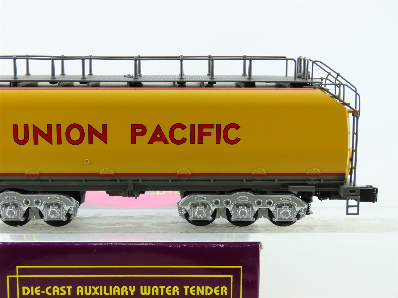 O Gauge 3-Rail MTH MT-3022L UP Union Pacific Auxiliary Water Tender #3