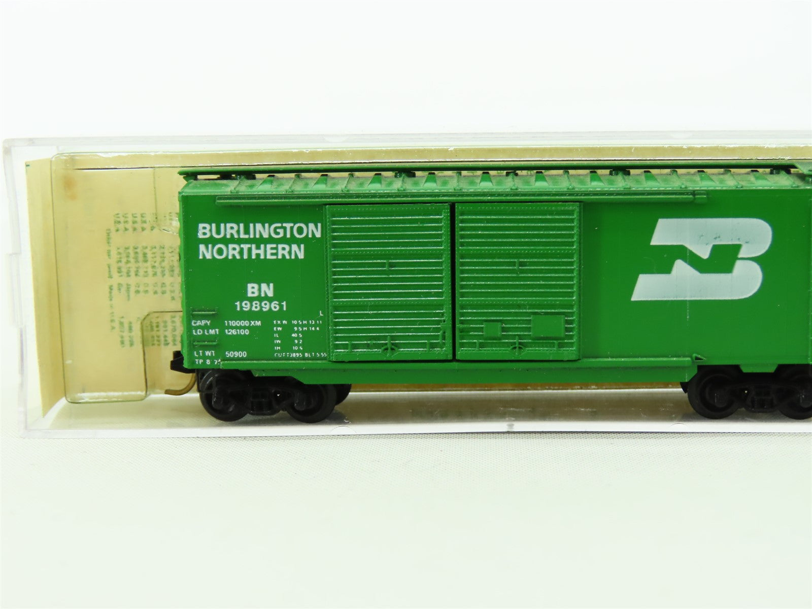 N Micro-Trains MTL Kadee 23231 BN Burlington Northern Boxcar 198961 - Blue Label