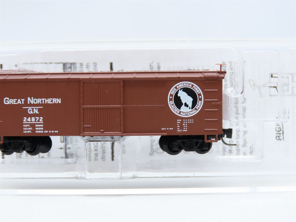 Z Scale Micro-Trains MTL #51500161 GN Great Northern 40&#39; Wood Box Car #24872