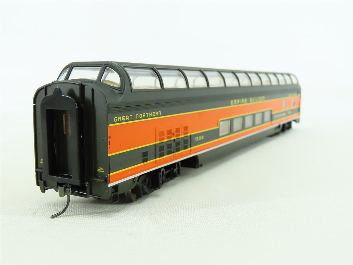 HO Walthers 932-9040 GN Empire Builder Great Dome Passenger Custom w/Lighting