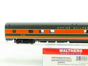 HO Walthers 932-9070 GN Empire Builder Baggage-Dorm Passenger Custom w/Lighting