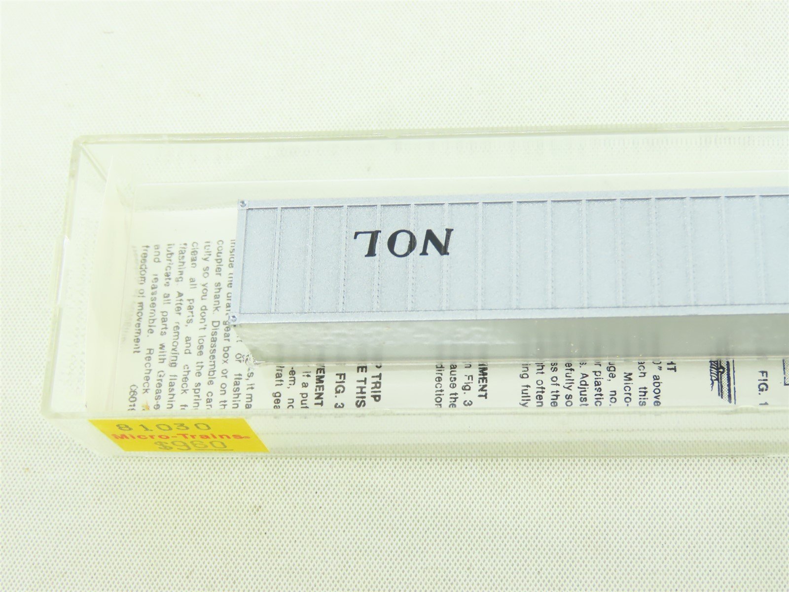 N Scale Micro-Trains MTL 81030 Neptune Orient Lines 40' Container #4180894