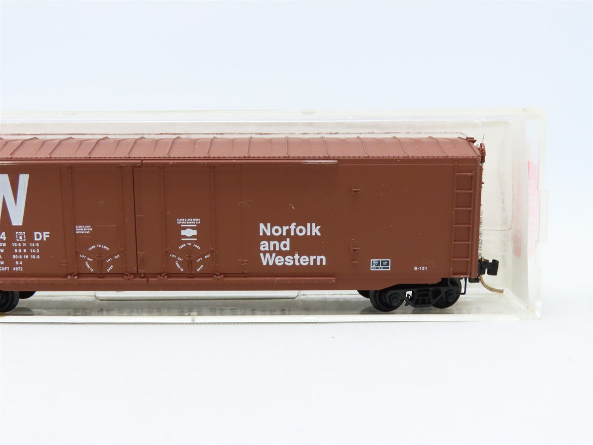 N Scale Micro-Trains MTL #75030 NW Norfolk &amp; Western 50&#39; Box Car #160784