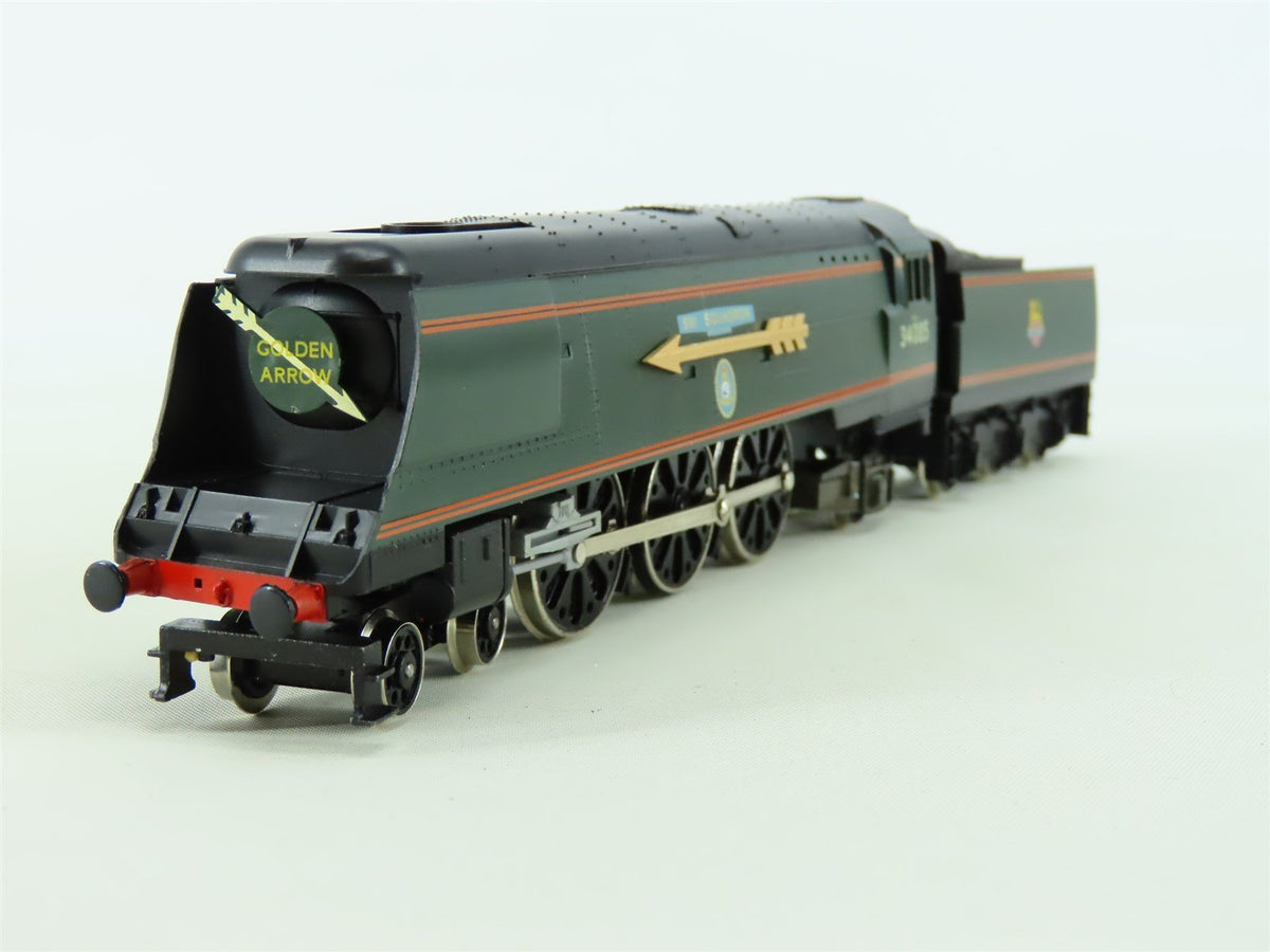 OO Hornby Top Link R.646 BR &quot;Golden Arrow&quot; 4-6-2 Battle of Britain Steam #34085